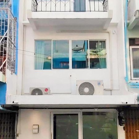 Whole 3-Storey House Right In The Local Community. Banguecoque Exterior foto