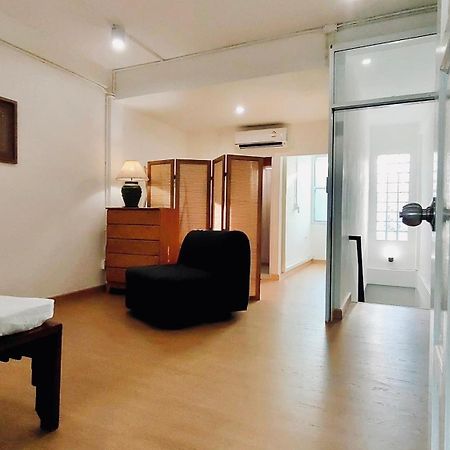 Whole 3-Storey House Right In The Local Community. Banguecoque Exterior foto